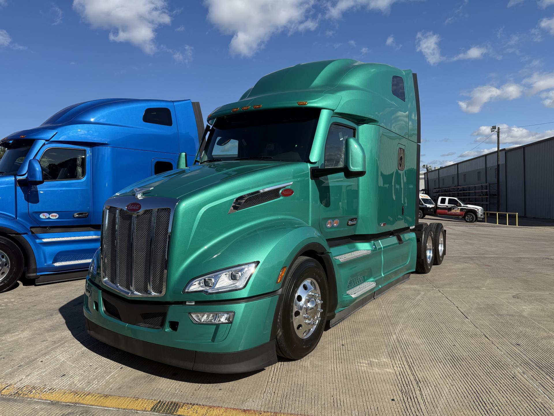 2026 PETERBILT 579 in Irving, TX