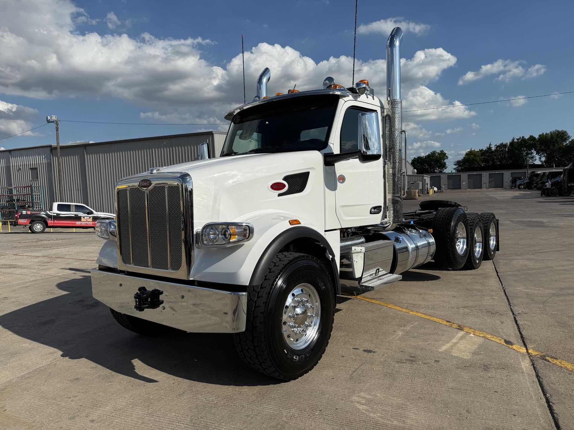 2027 Peterbilt 567 in Irving, TX