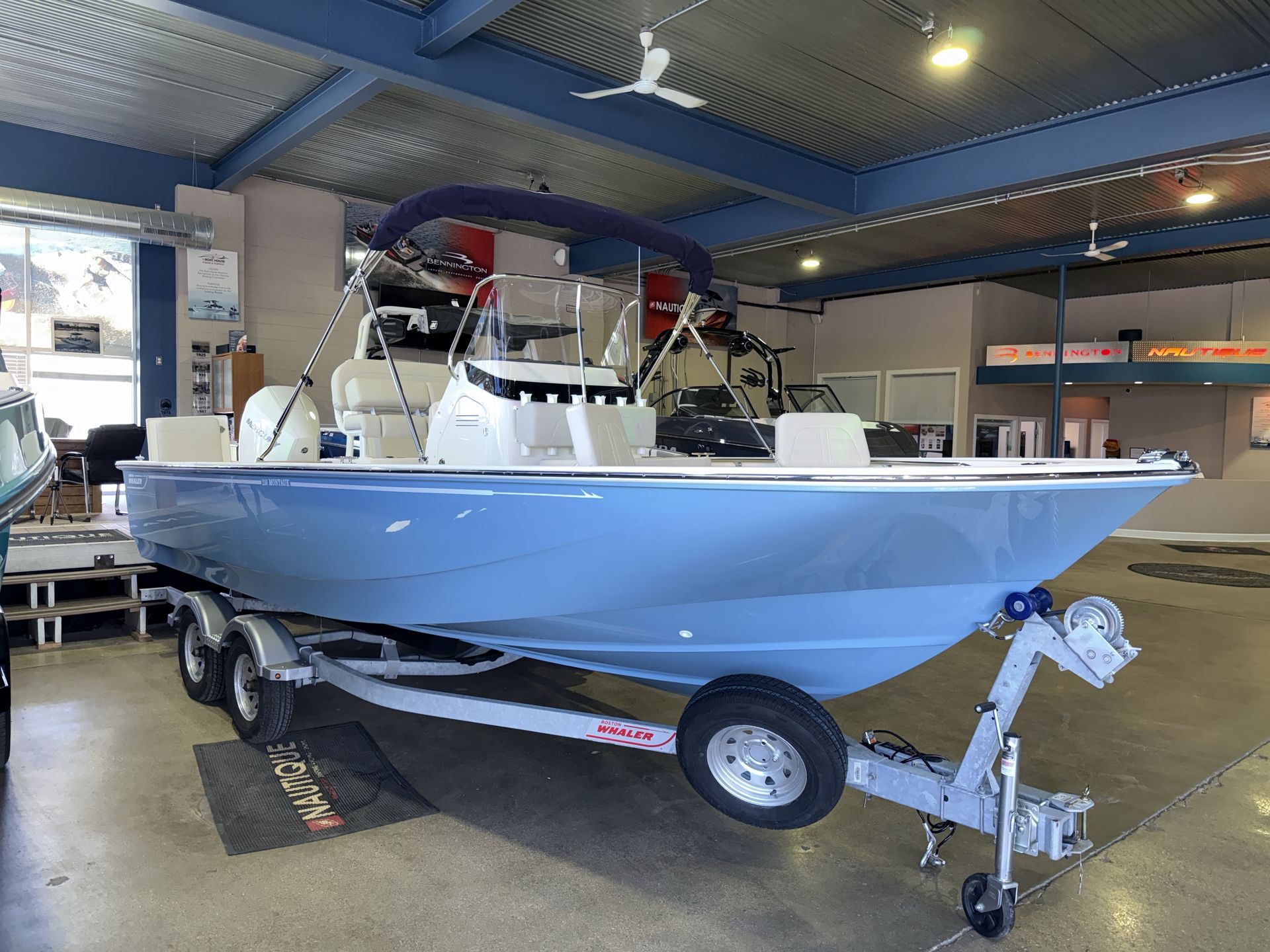 2026 Boston Whaler 210 Montauk in nashotah WI