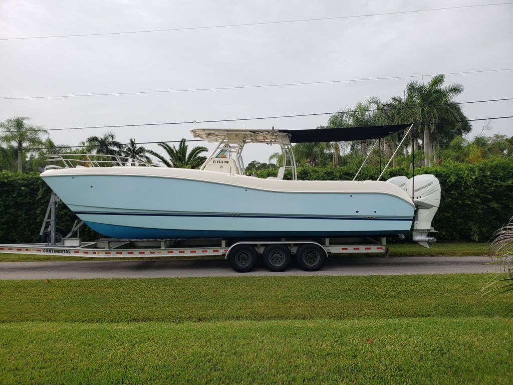 2004 World Cat 330 TE in hobe sound FL