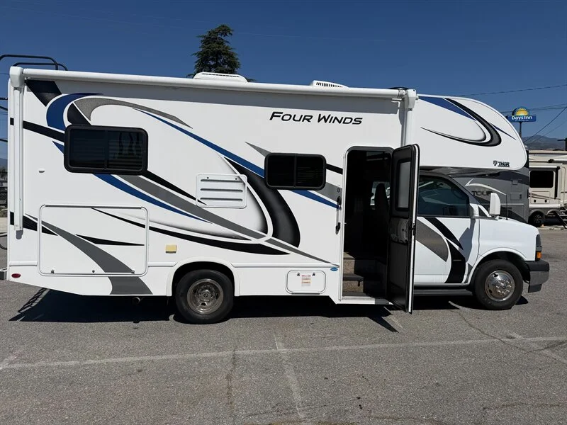 2021 Thor Four Winds 22E Chevy 3500