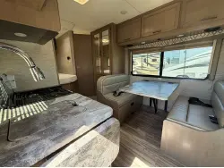 2021 Thor Four Winds 22E Chevy 3500