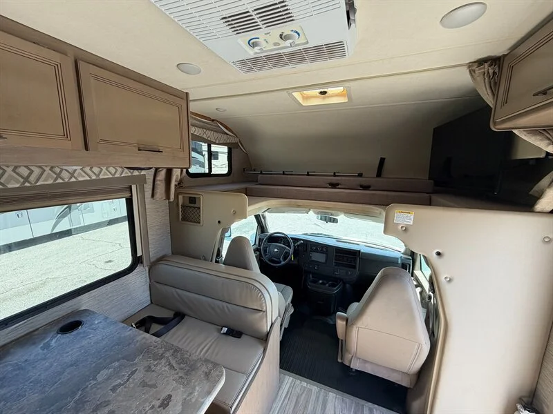 2021 Thor Four Winds 22E Chevy 3500
