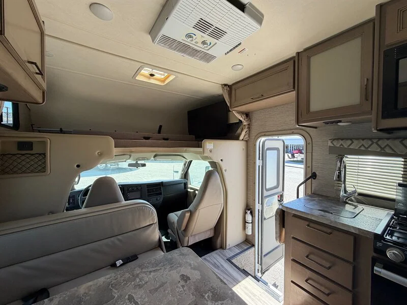 2021 Thor Four Winds 22E Chevy 3500