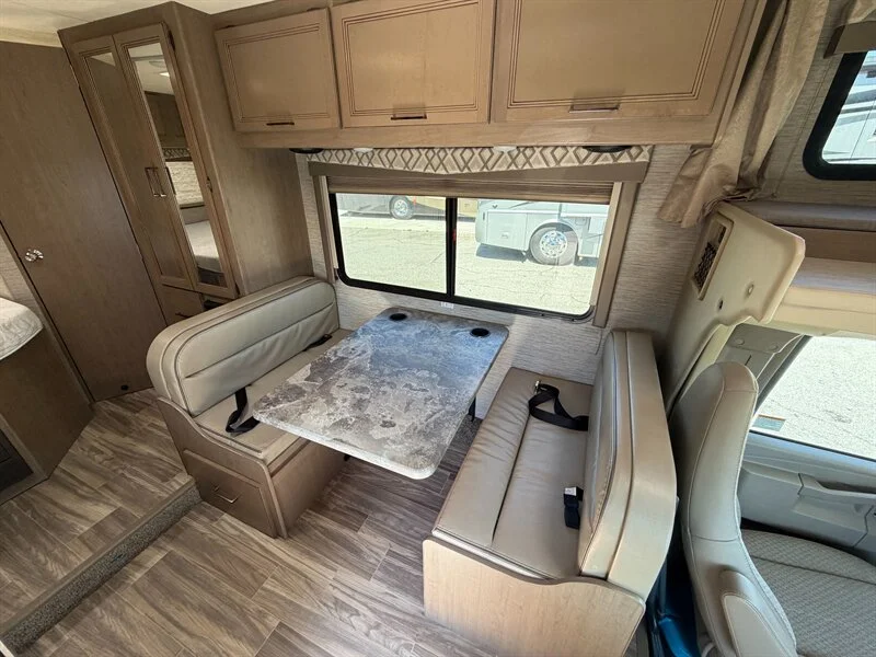 2021 Thor Four Winds 22E Chevy 3500