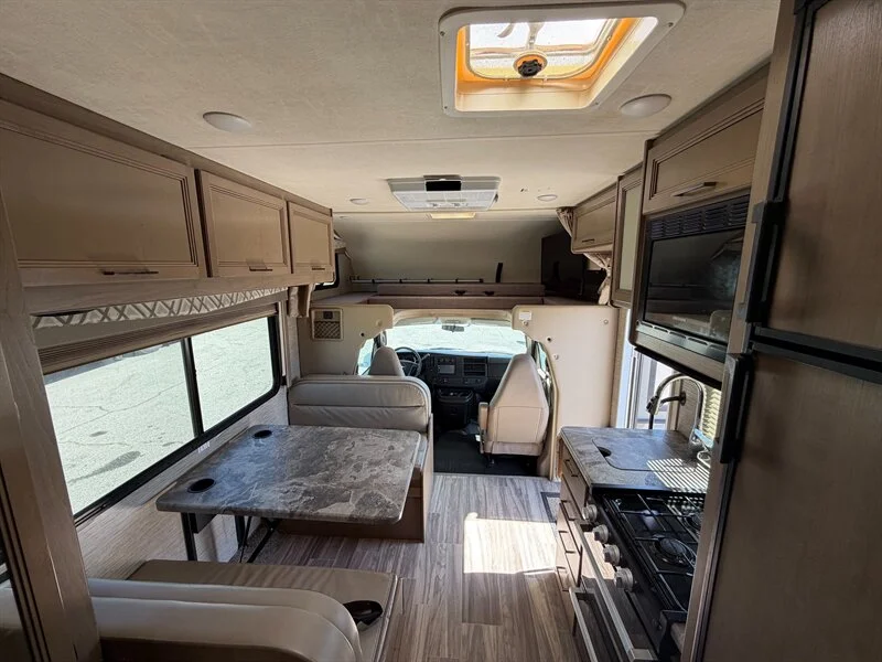 2021 Thor Four Winds 22E Chevy 3500