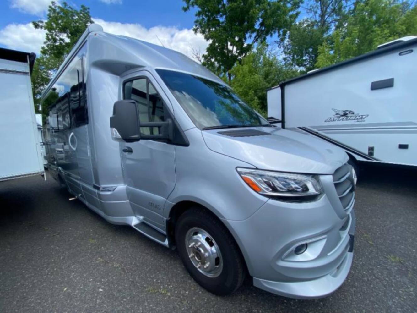 A photo of this 2023 Airstream Atlas Murphy Suite