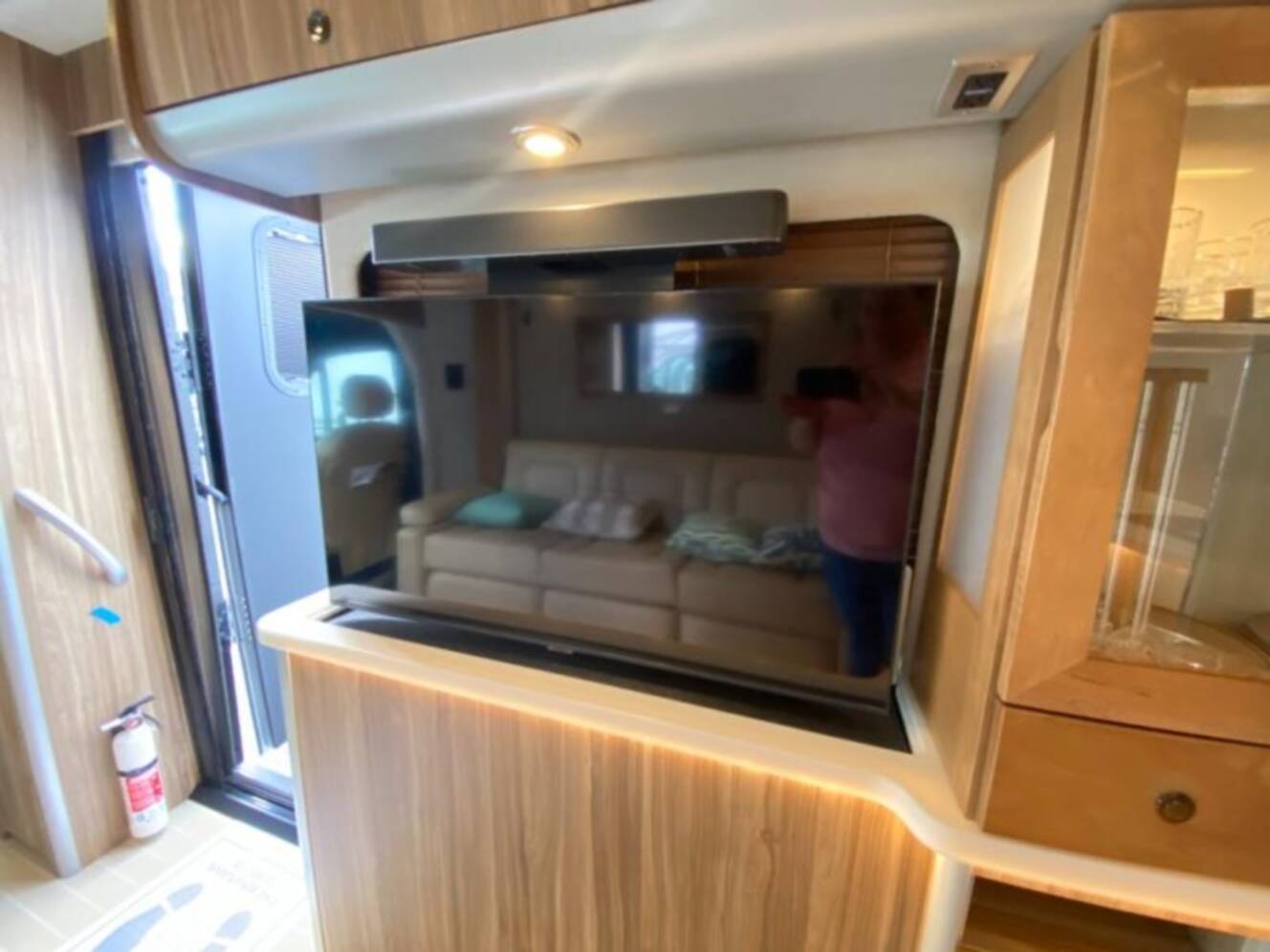 A photo of this 2023 Airstream Atlas Murphy Suite