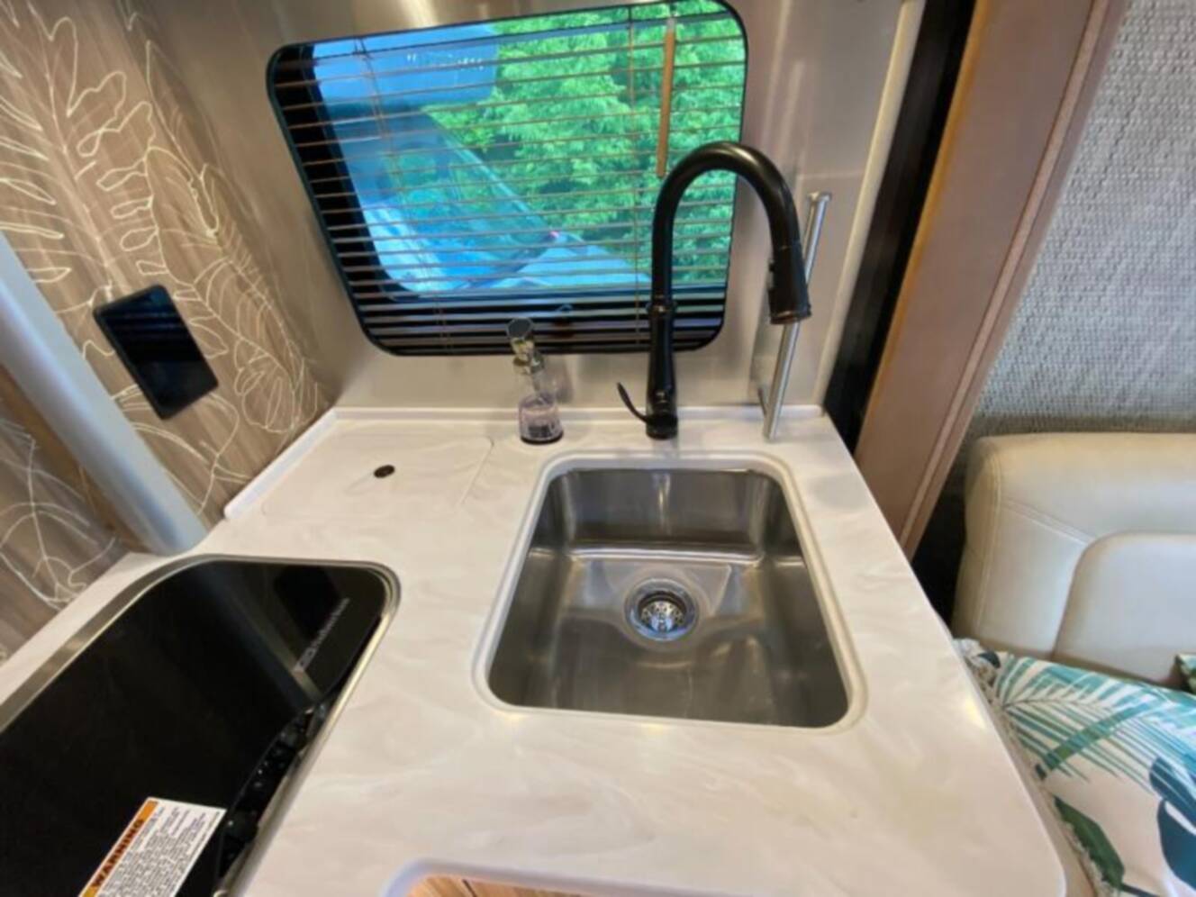 A photo of this 2023 Airstream Atlas Murphy Suite