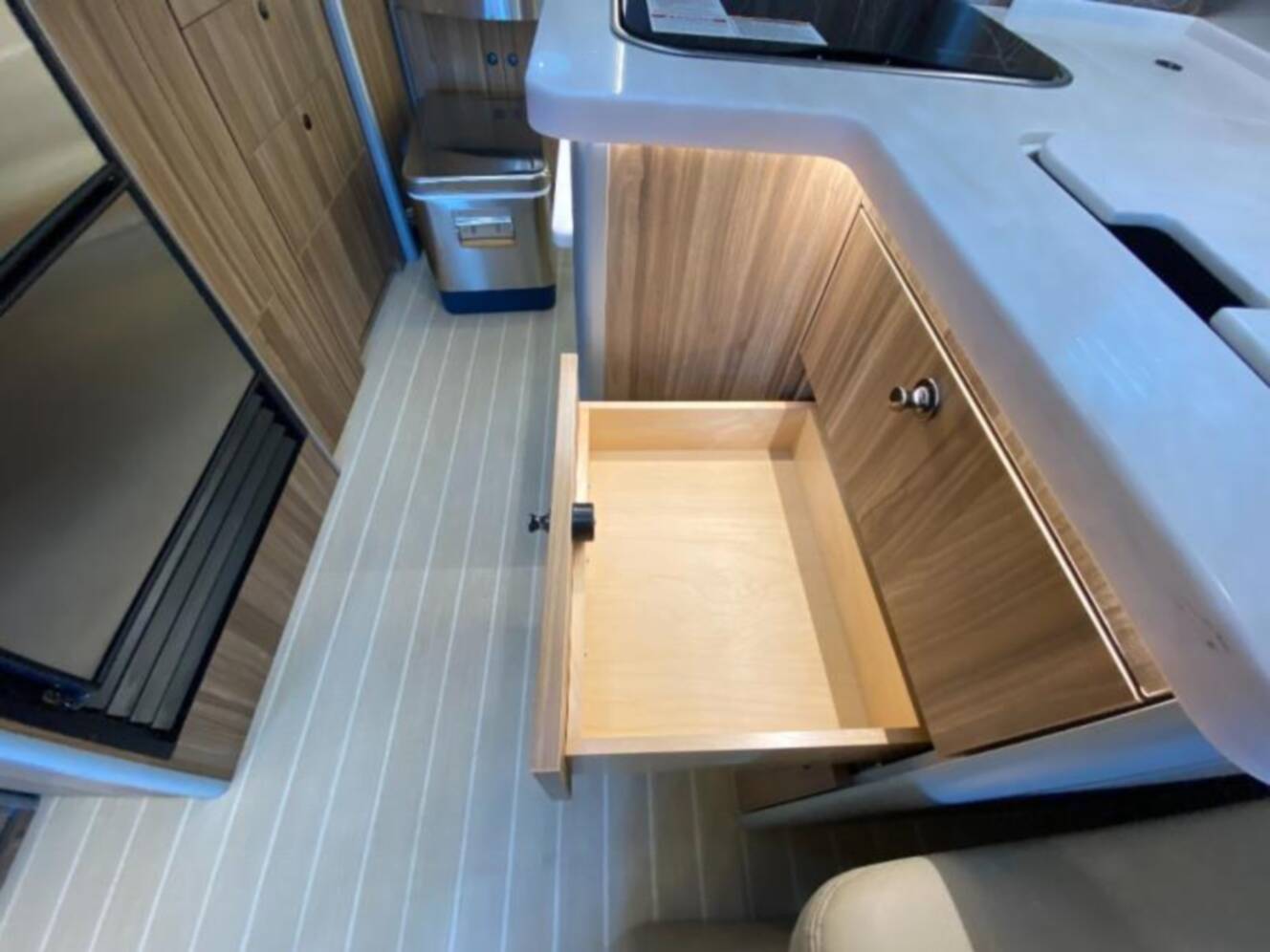 A photo of this 2023 Airstream Atlas Murphy Suite