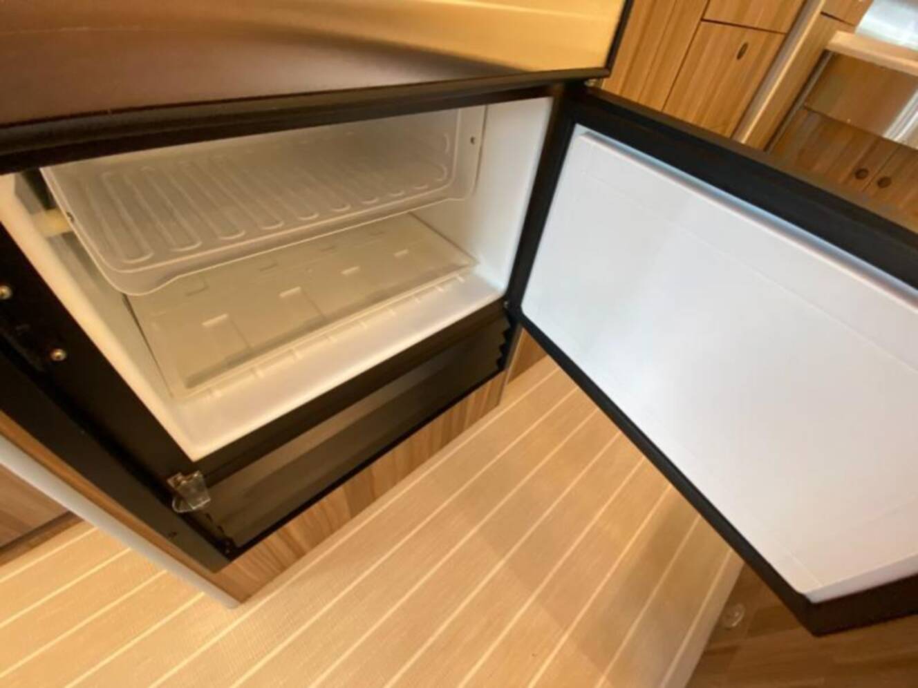 A photo of this 2023 Airstream Atlas Murphy Suite