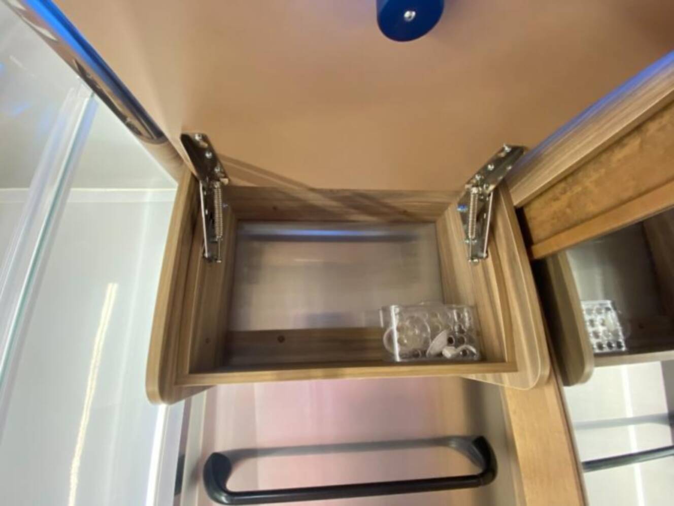 A photo of this 2023 Airstream Atlas Murphy Suite