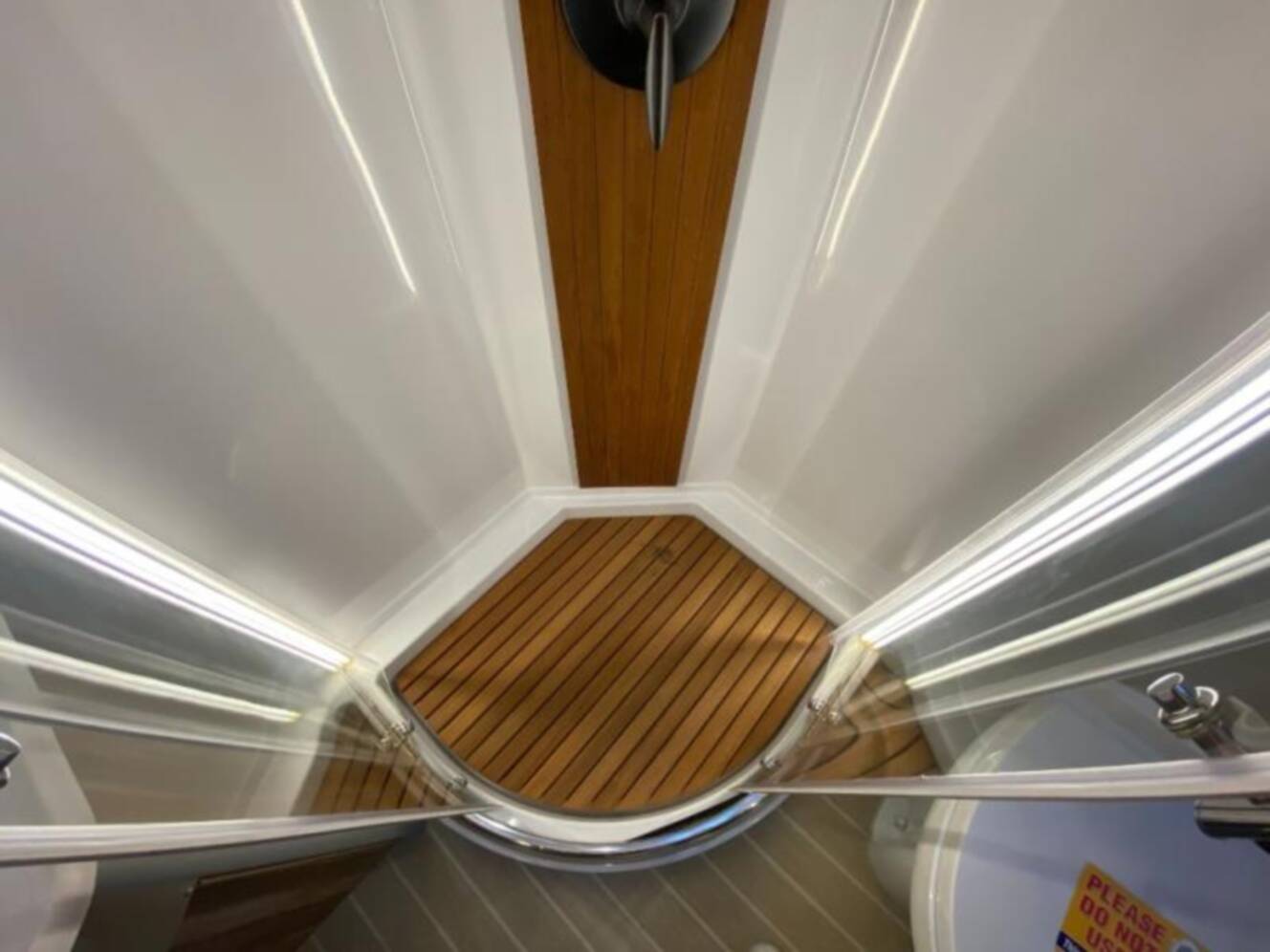 A photo of this 2023 Airstream Atlas Murphy Suite