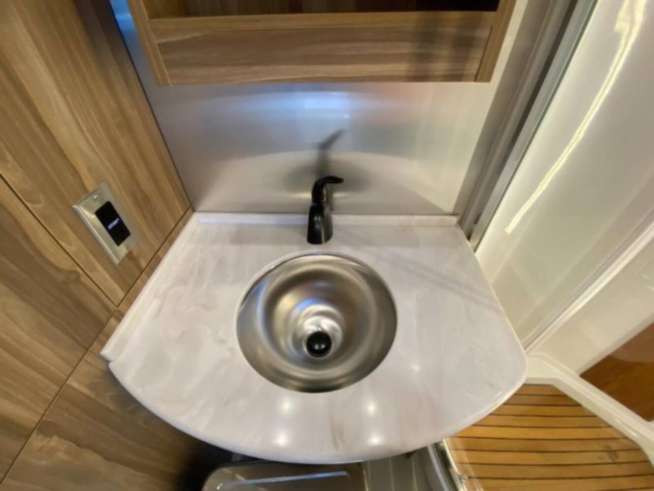 A photo of this 2023 Airstream Atlas Murphy Suite