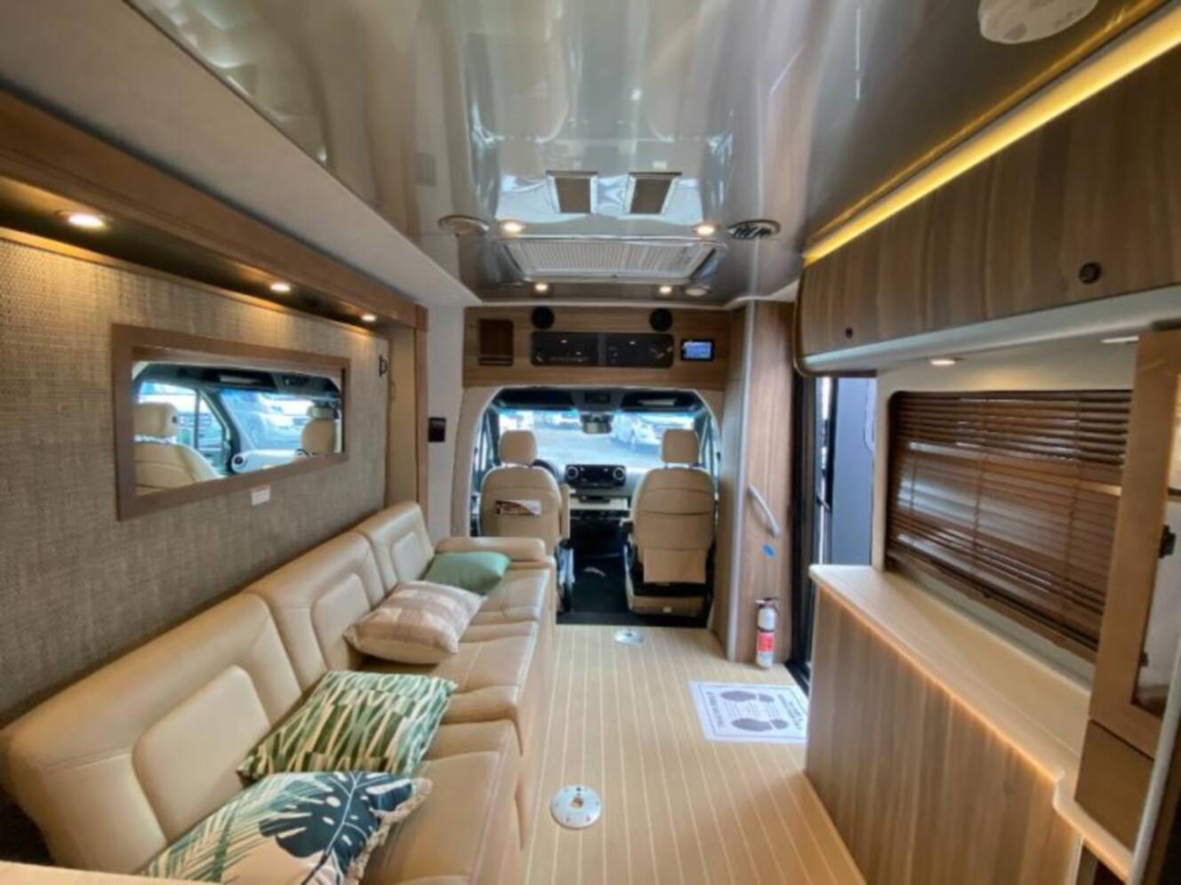 A photo of this 2023 Airstream Atlas Murphy Suite