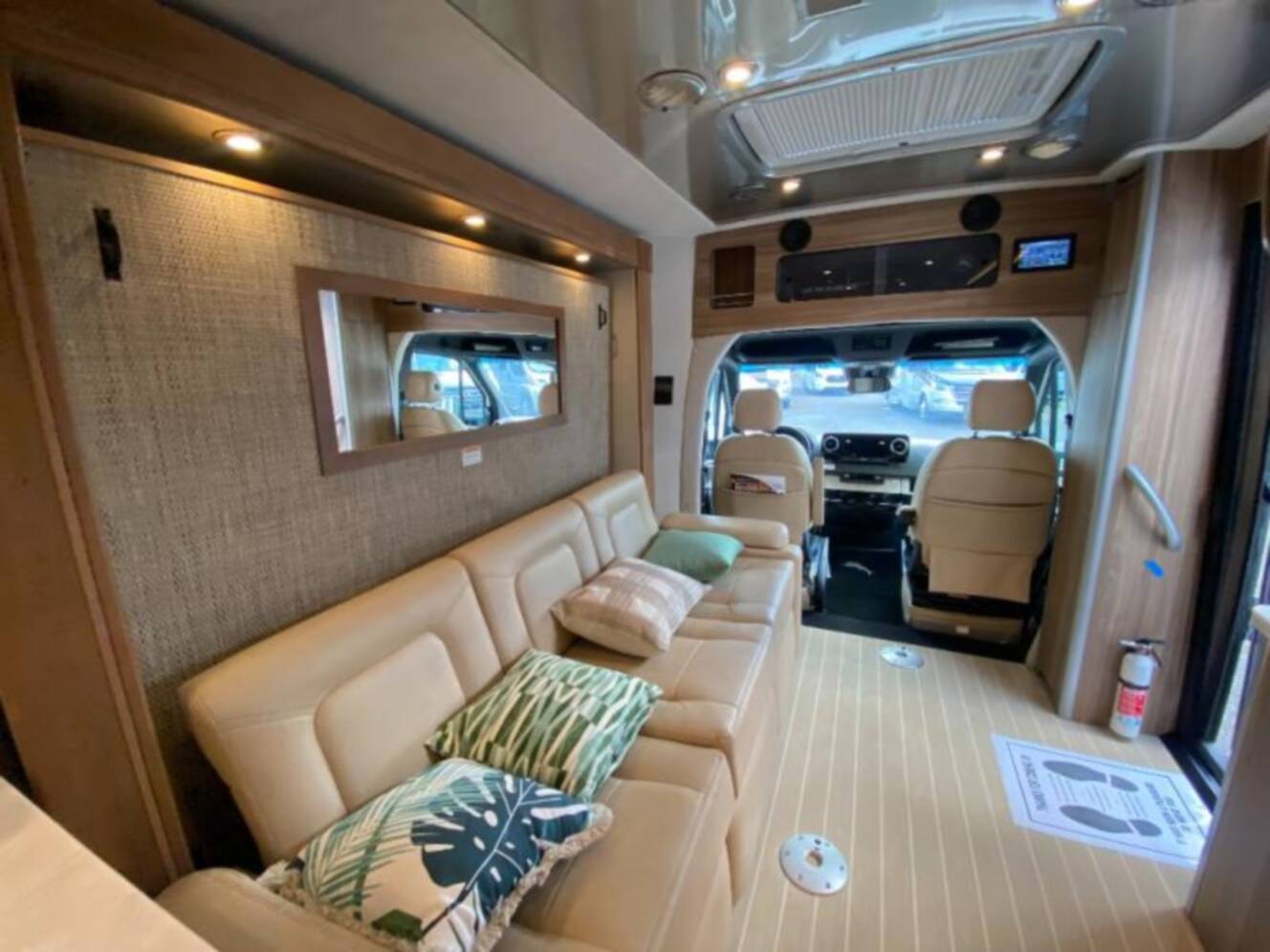 A photo of this 2023 Airstream Atlas Murphy Suite