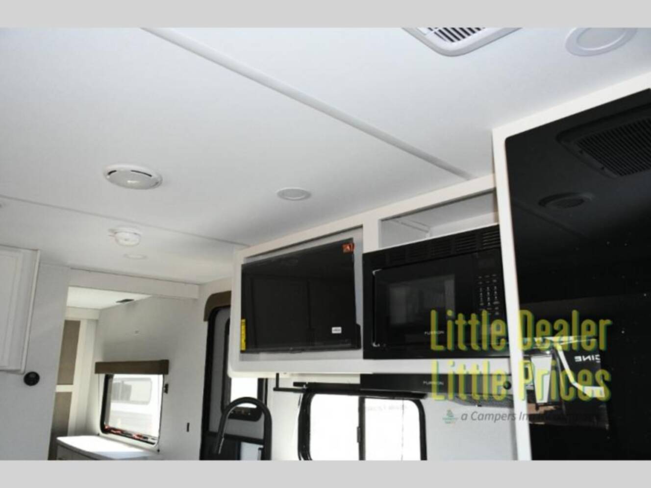 A photo of this 2027 Grand Design Transcend Xplor 335BHT