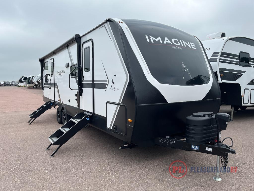 2027 Grand Design Imagine 2800BH in sioux falls SD