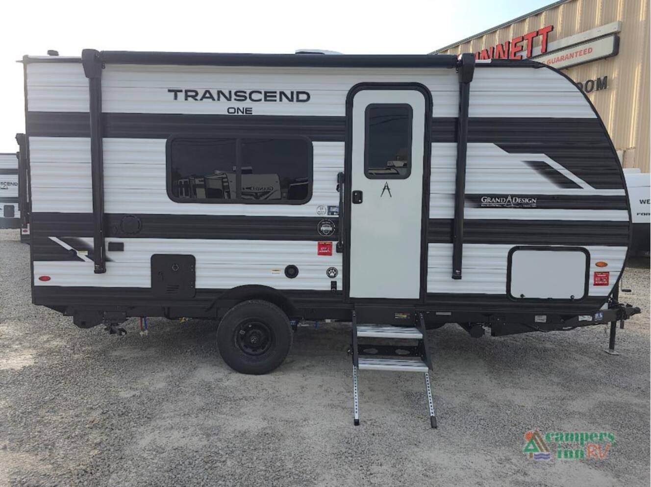 A photo of this 2027 Grand Design Transcend One 151RB