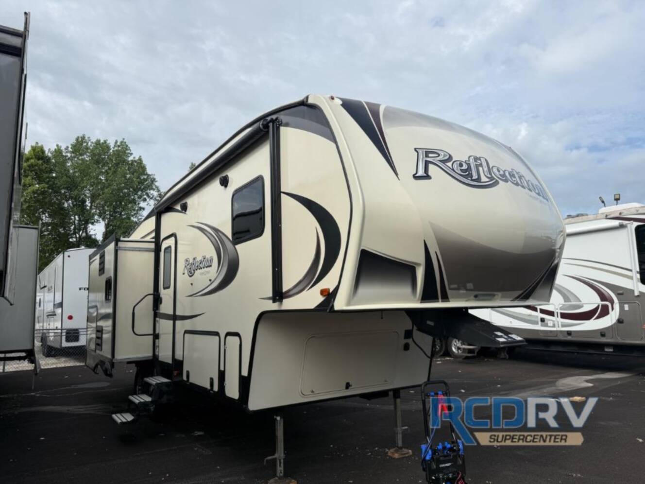 A photo of this 2020 Grand Design Reflection 29RS