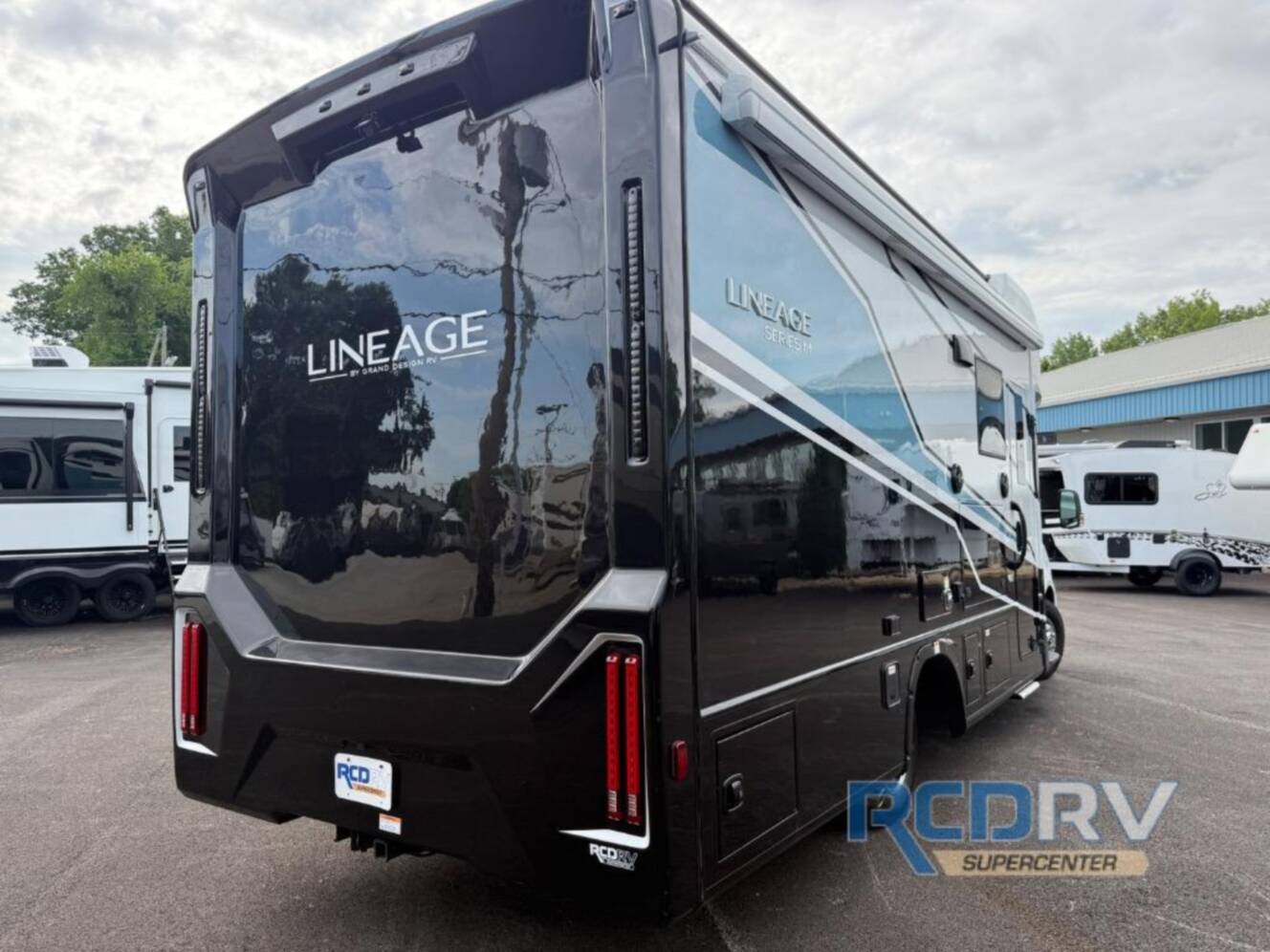 A photo of this 2025 Grand Design Lineage 25FW