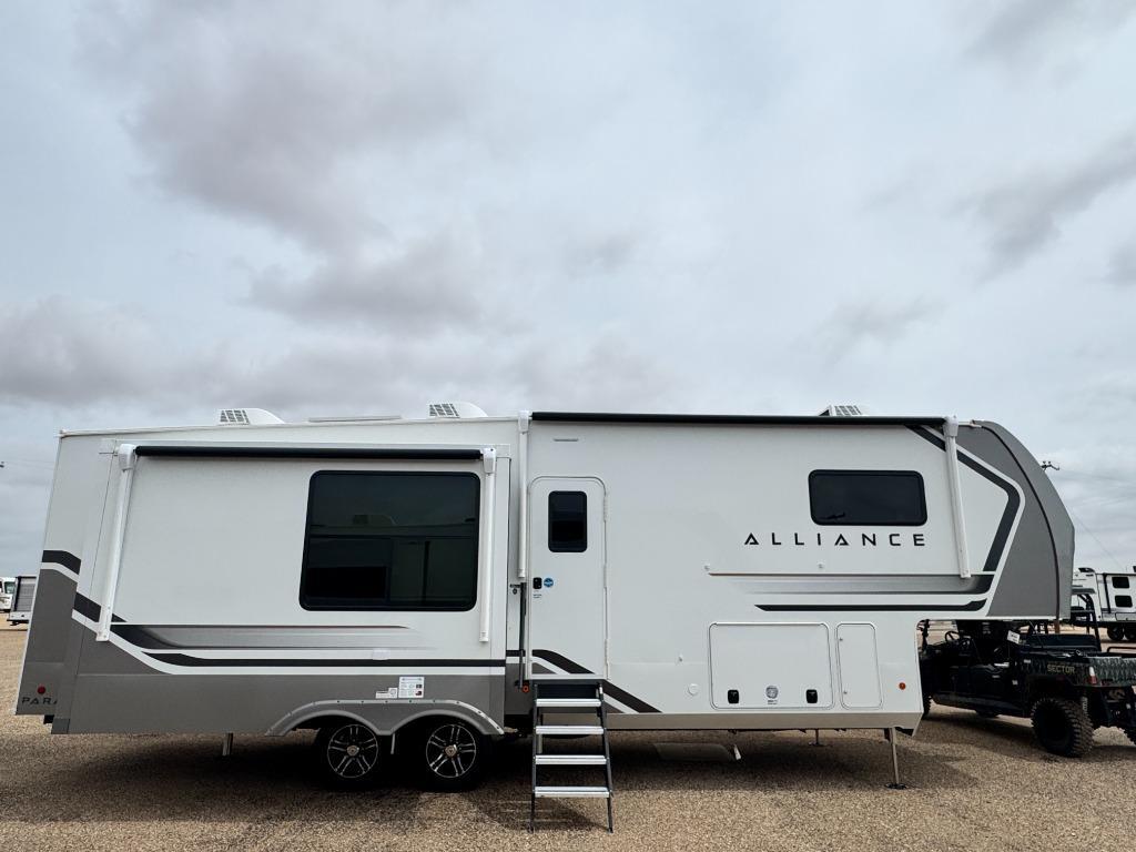 2027 Alliance Rv Paradigm 312RK in slaton TX