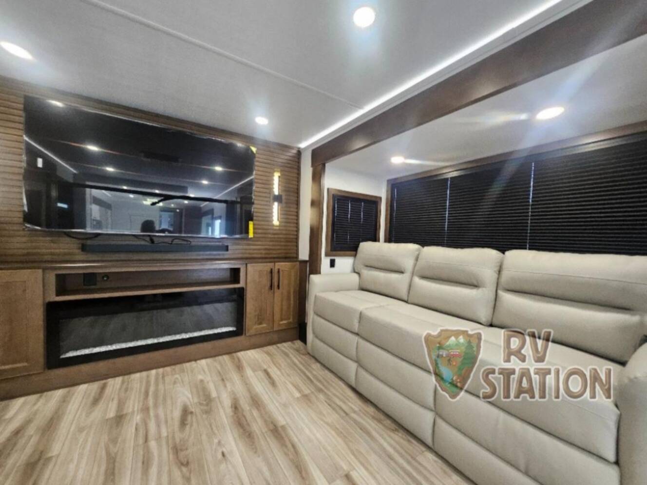 A photo of this 2027 Keystone Rv Montana 3800FL