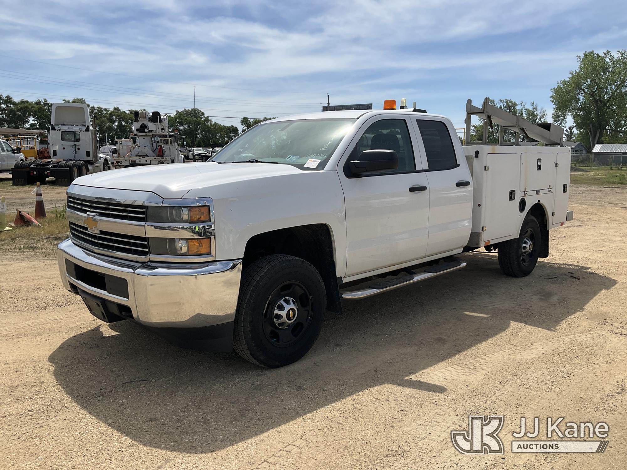 2015 Chevrolet Silverado 2500HD in South Beloit, IL