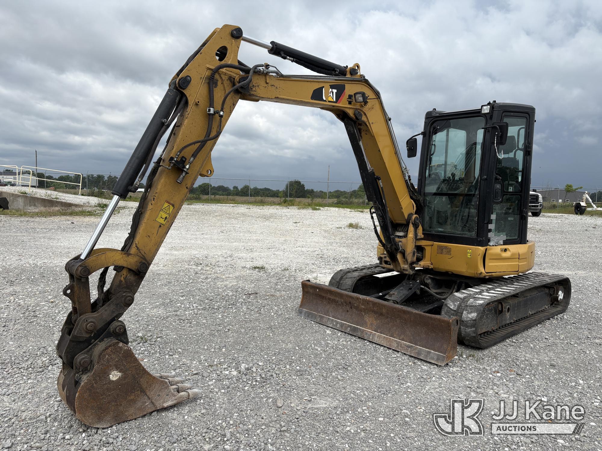 2019 Caterpillar 305E2 in Hawk Point, MO
