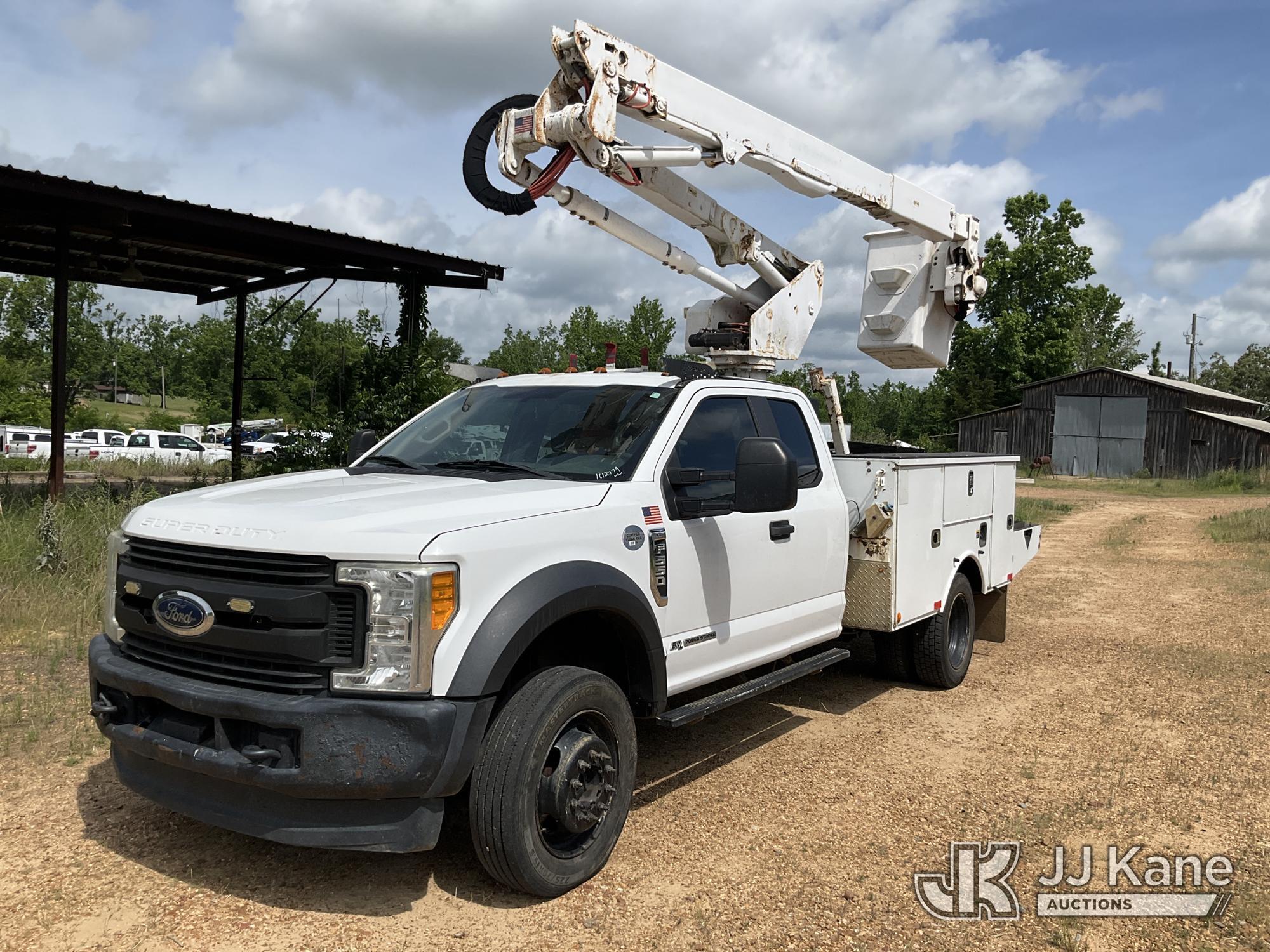 2017 FORD F550 in Oakland, MS