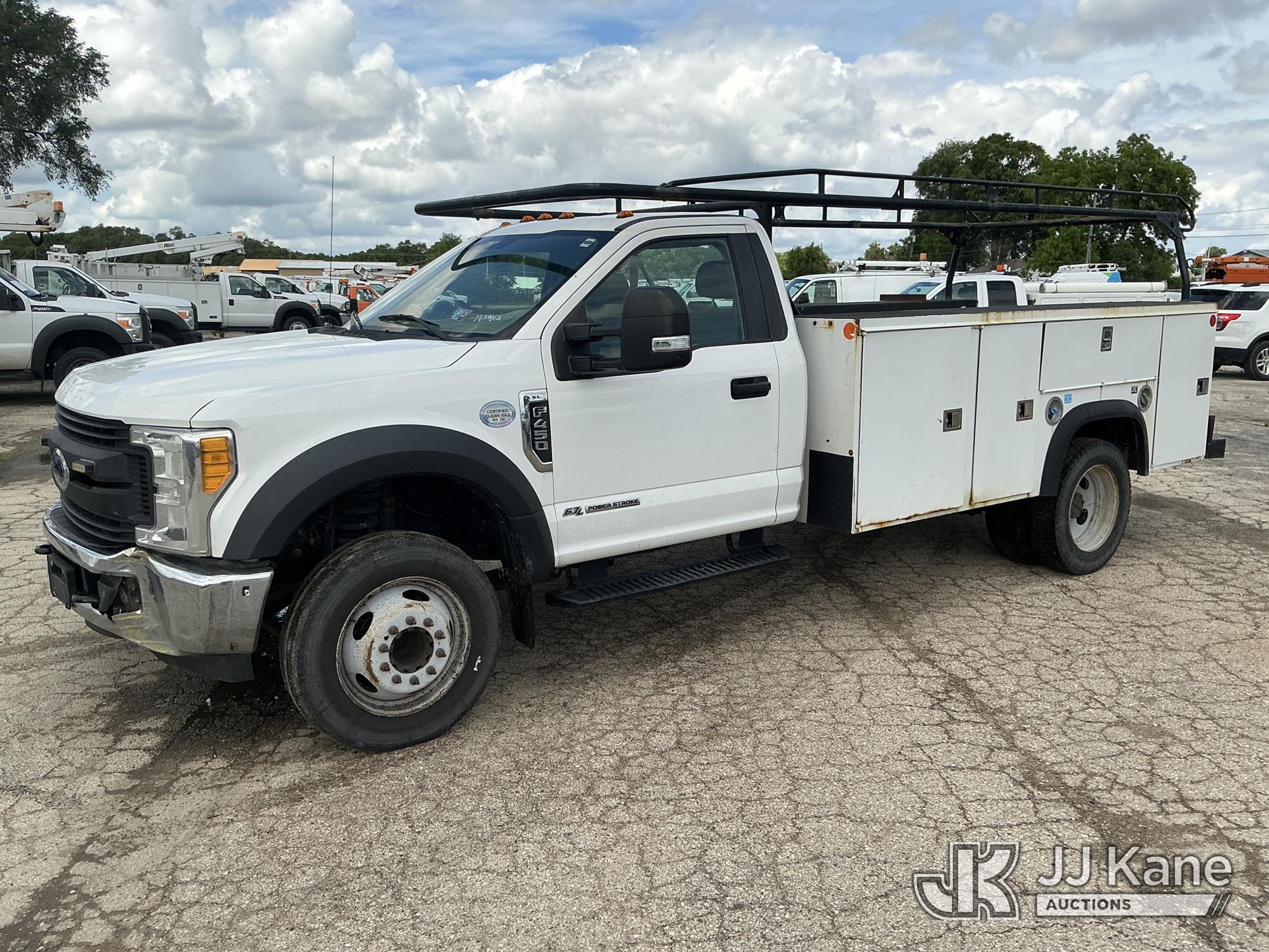 2017 Ford F450 in South Beloit, IL