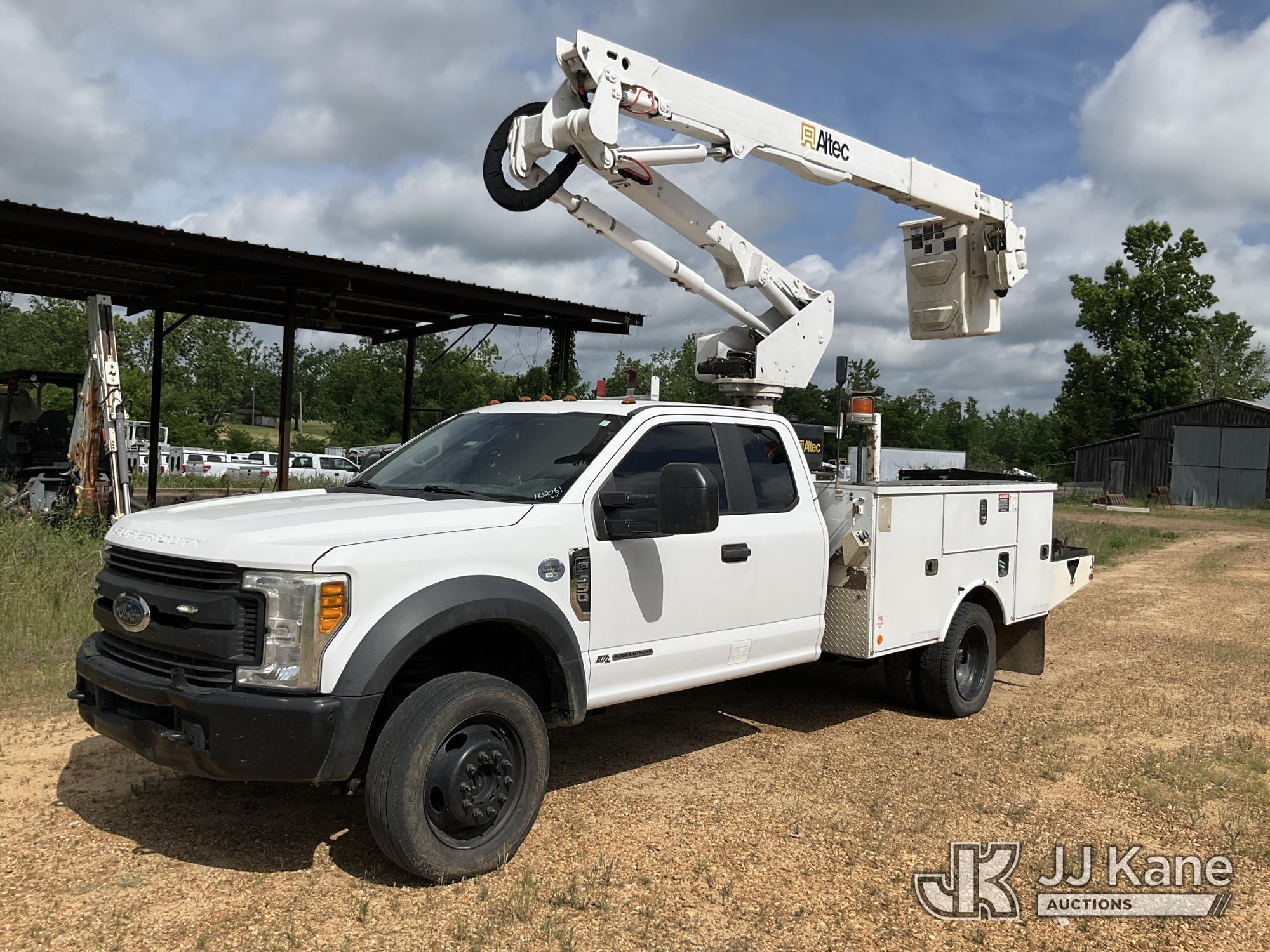 2017 FORD F550 in Oakland, MS