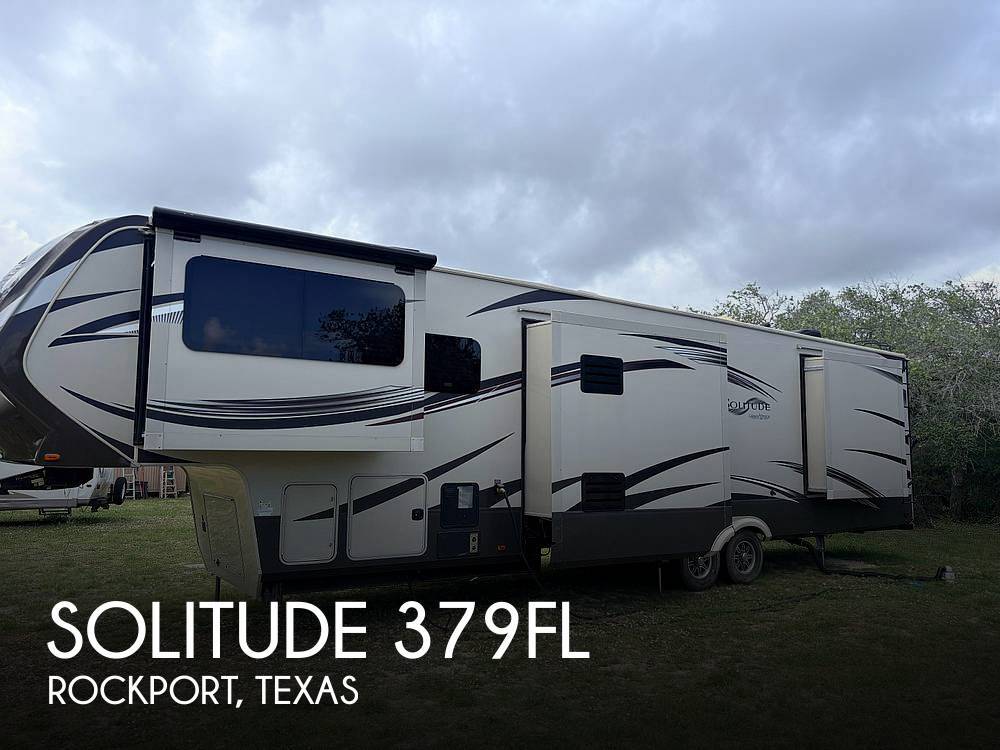 2015 Grand Design Solitude 379FL RV