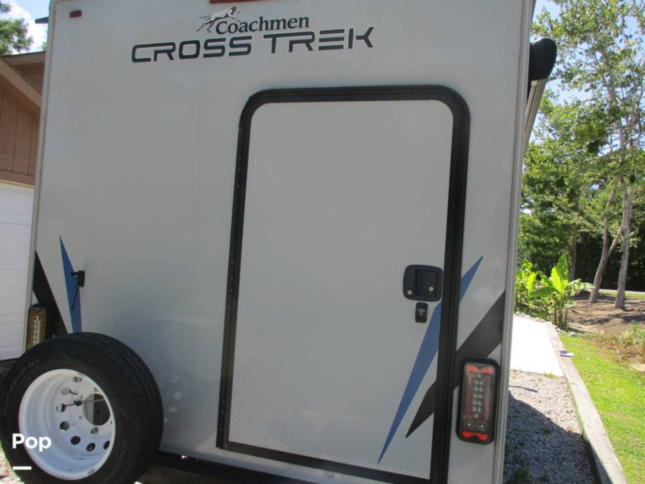 A photo of this 2018 Coachmen Cross Trek 21XG