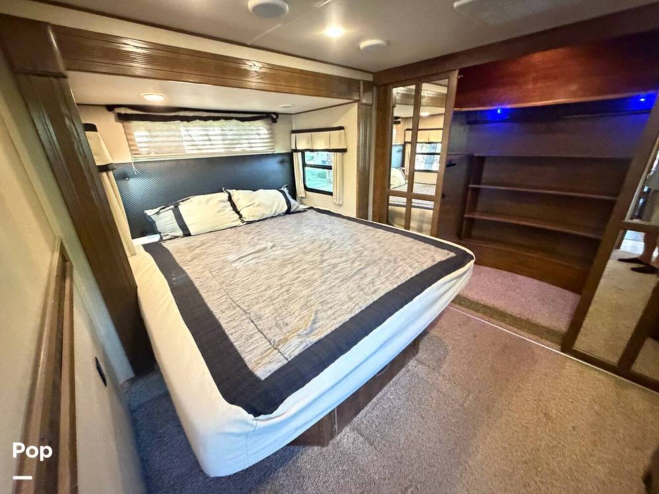 A photo of this 2015 Grand Design Momentum 385TH