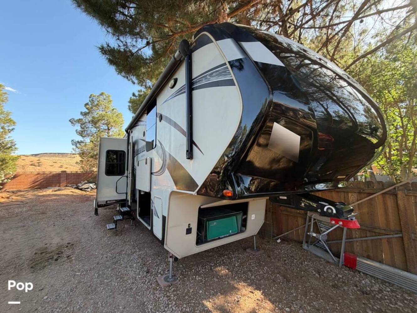 A photo of this 2015 Grand Design Momentum 385TH