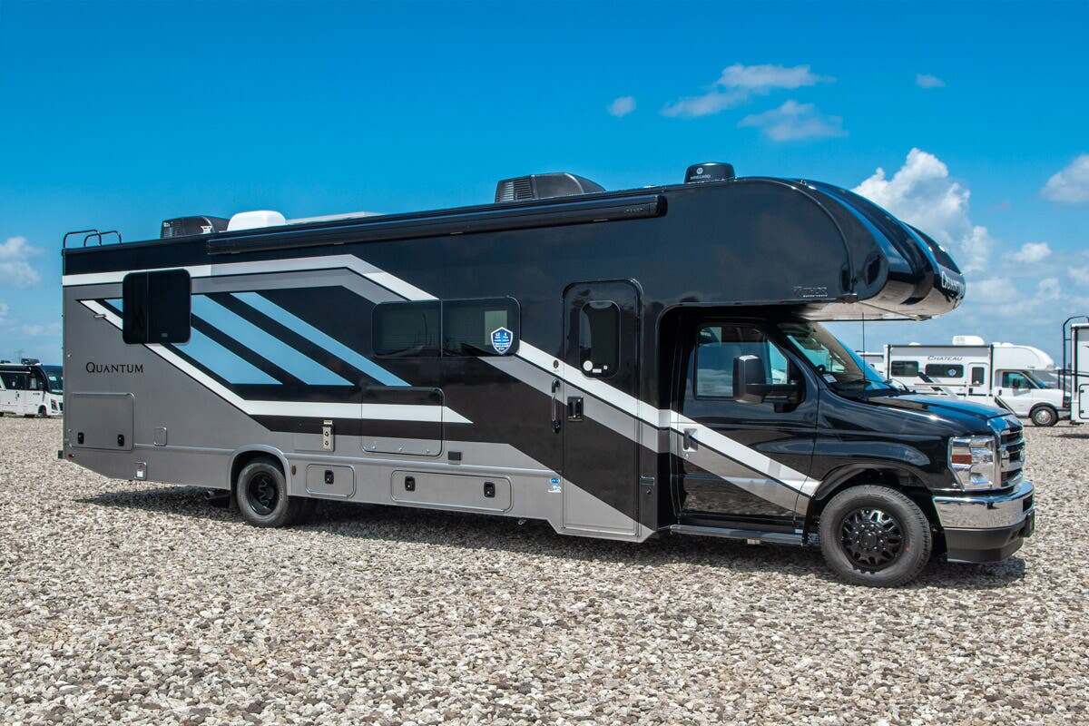 2027 Thor Motor Coach Quantum HS31 in alvarado TX