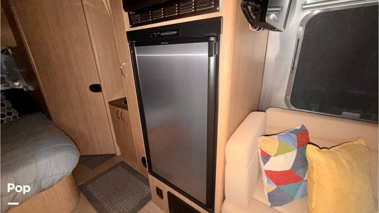 A photo of this 2017 Airstream Flying Cloud 23D