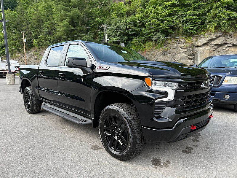 2026 CHEVROLET Silverado 1500 4WD in Prestonsburg, KY