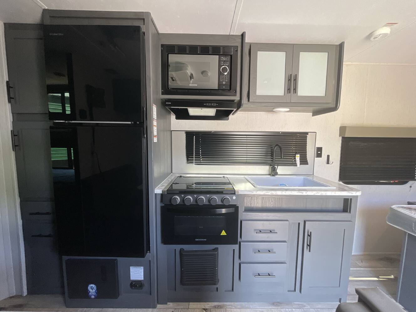 A photo of this 2023 Dutchmen ASPEN TRAIL LE 21BHWE