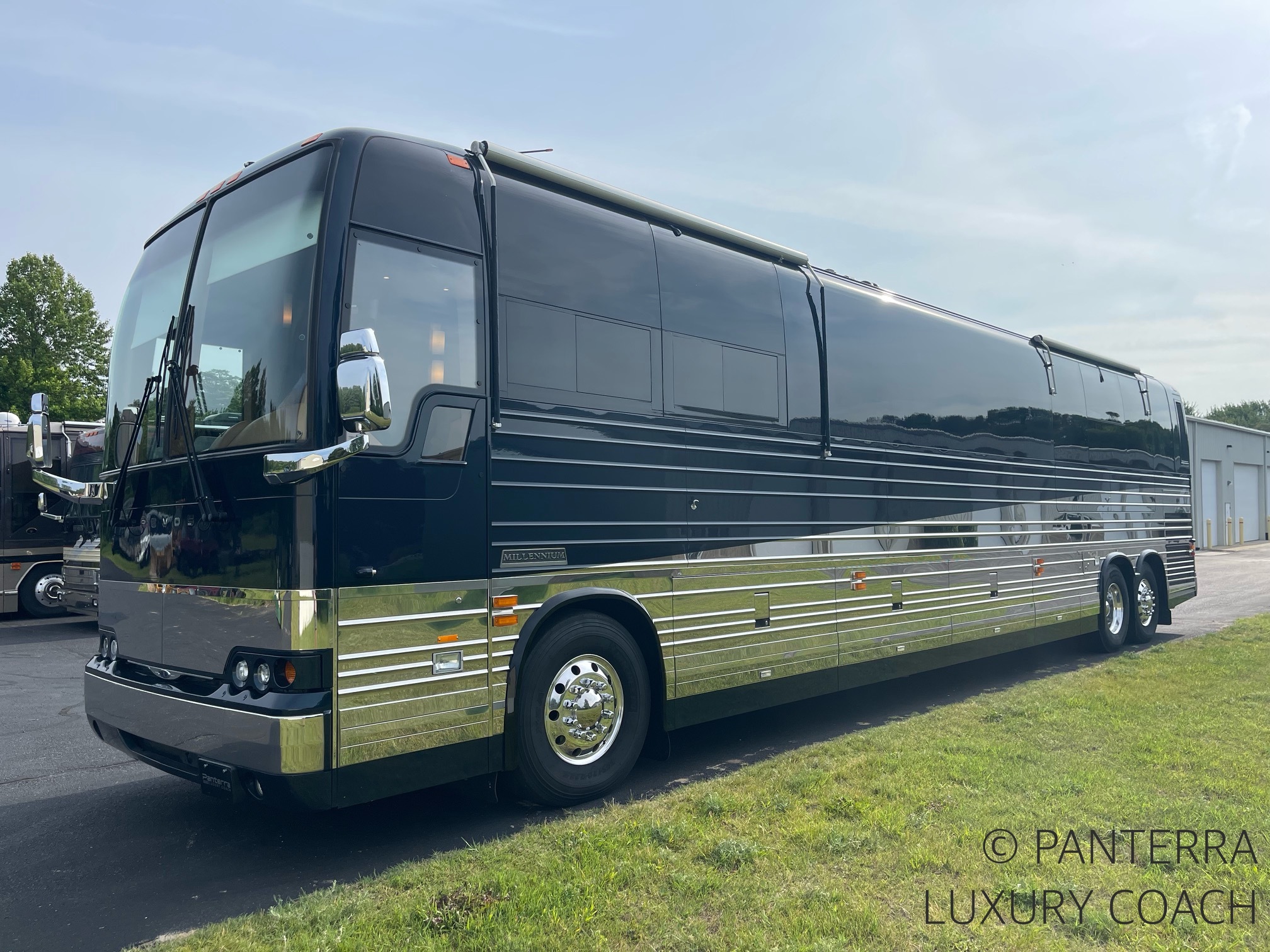 2015 Prevost MILLENNIUM X3 RV