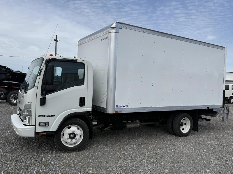 2024 ISUZU NPR HD