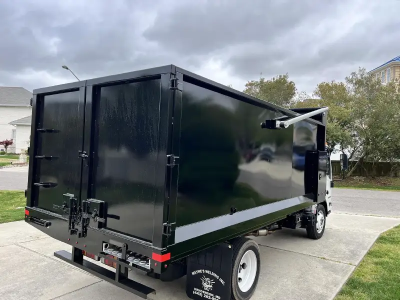 2026 ISUZU NRR