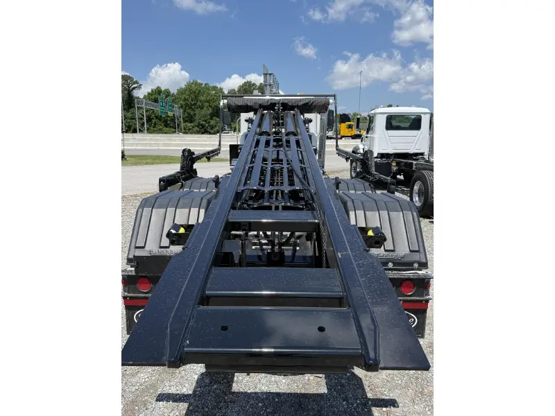 2027 MACK GRANITE