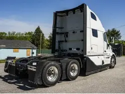 2025 VOLVO VNL64T860
