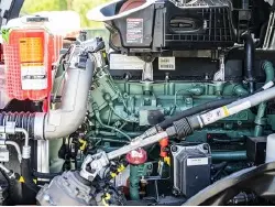 2025 VOLVO VNL64T860