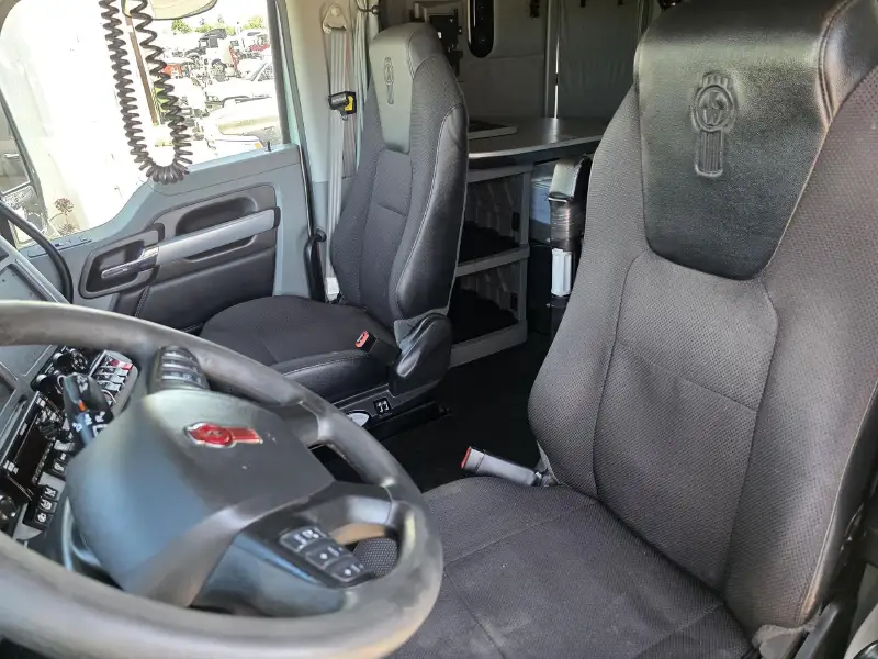 2021 KENWORTH T680