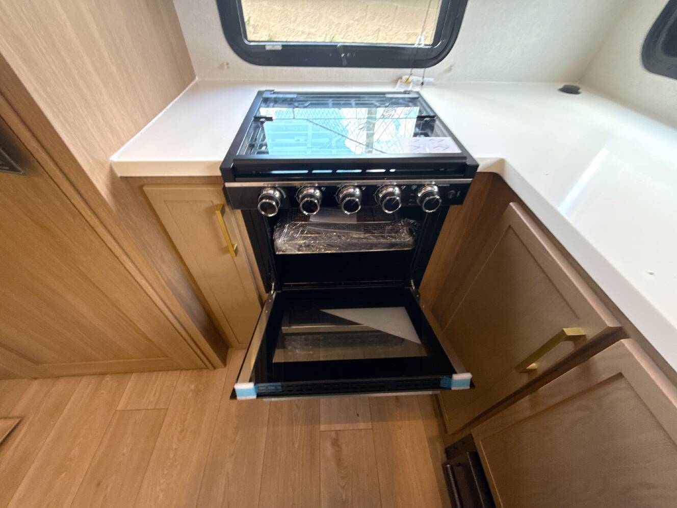 A photo of this 2027 Dutchmen EDDIE BAUER SUMMIT 3511RK