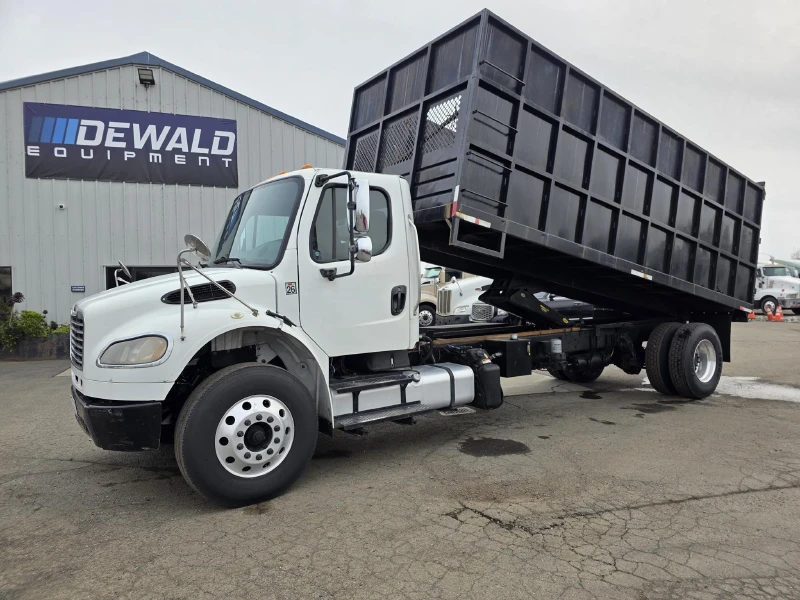 2014 FREIGHTLINER BUSINESS CLASS M2 106