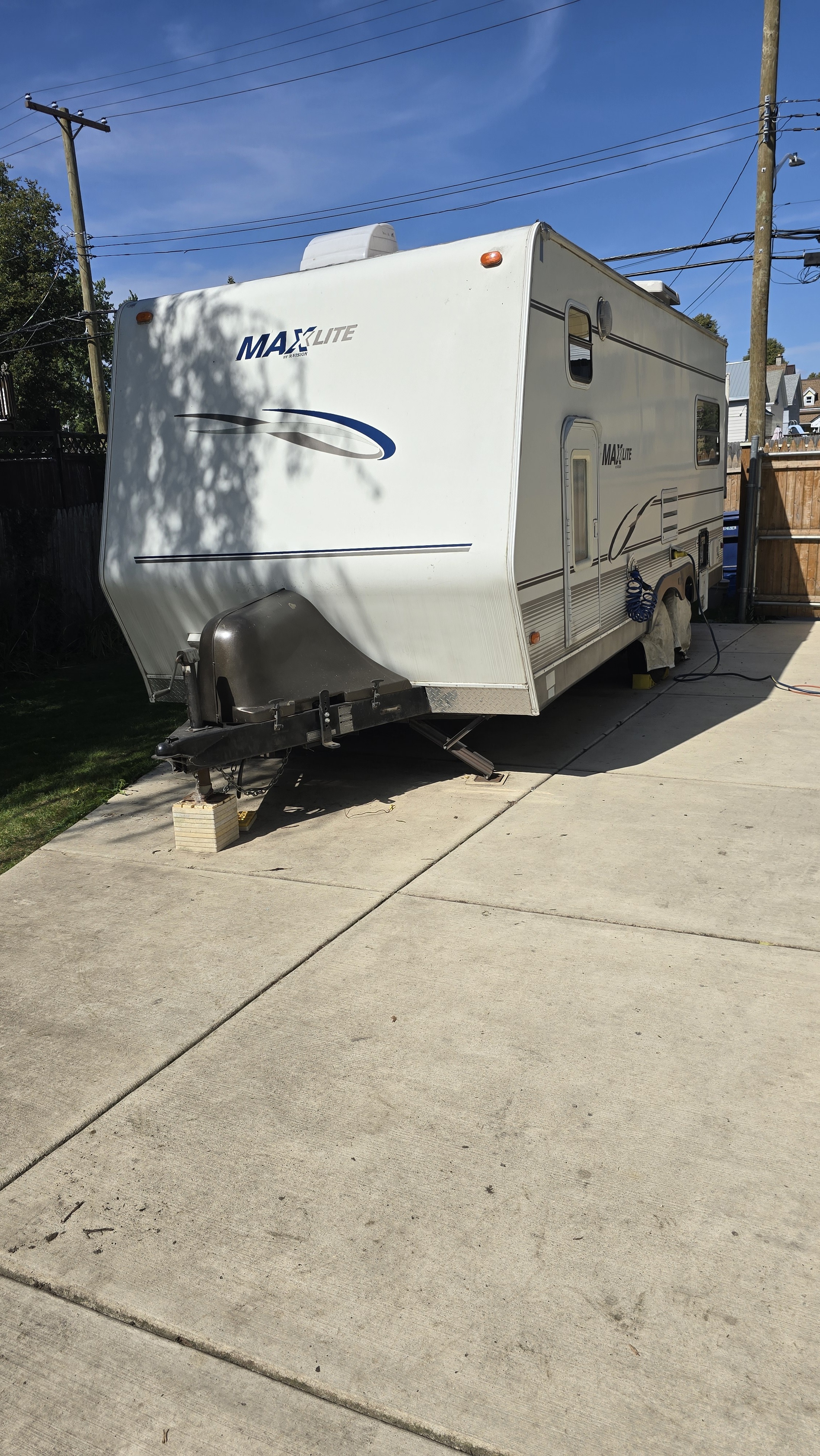 2004 R-Vision MAX LITE 23RS RV